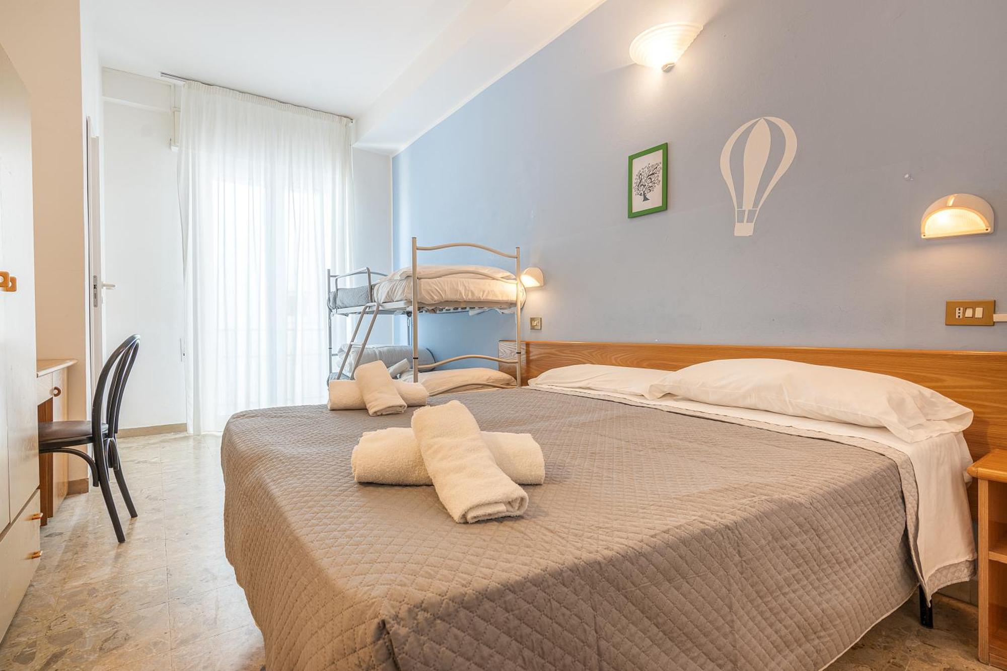 Hotel Santiago Rimini Bagian luar foto
